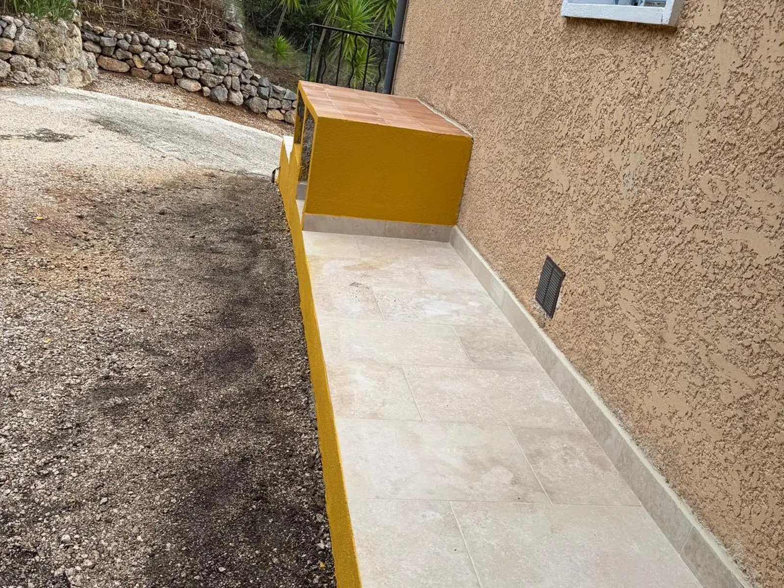 Terrasse — dallage extérieur
