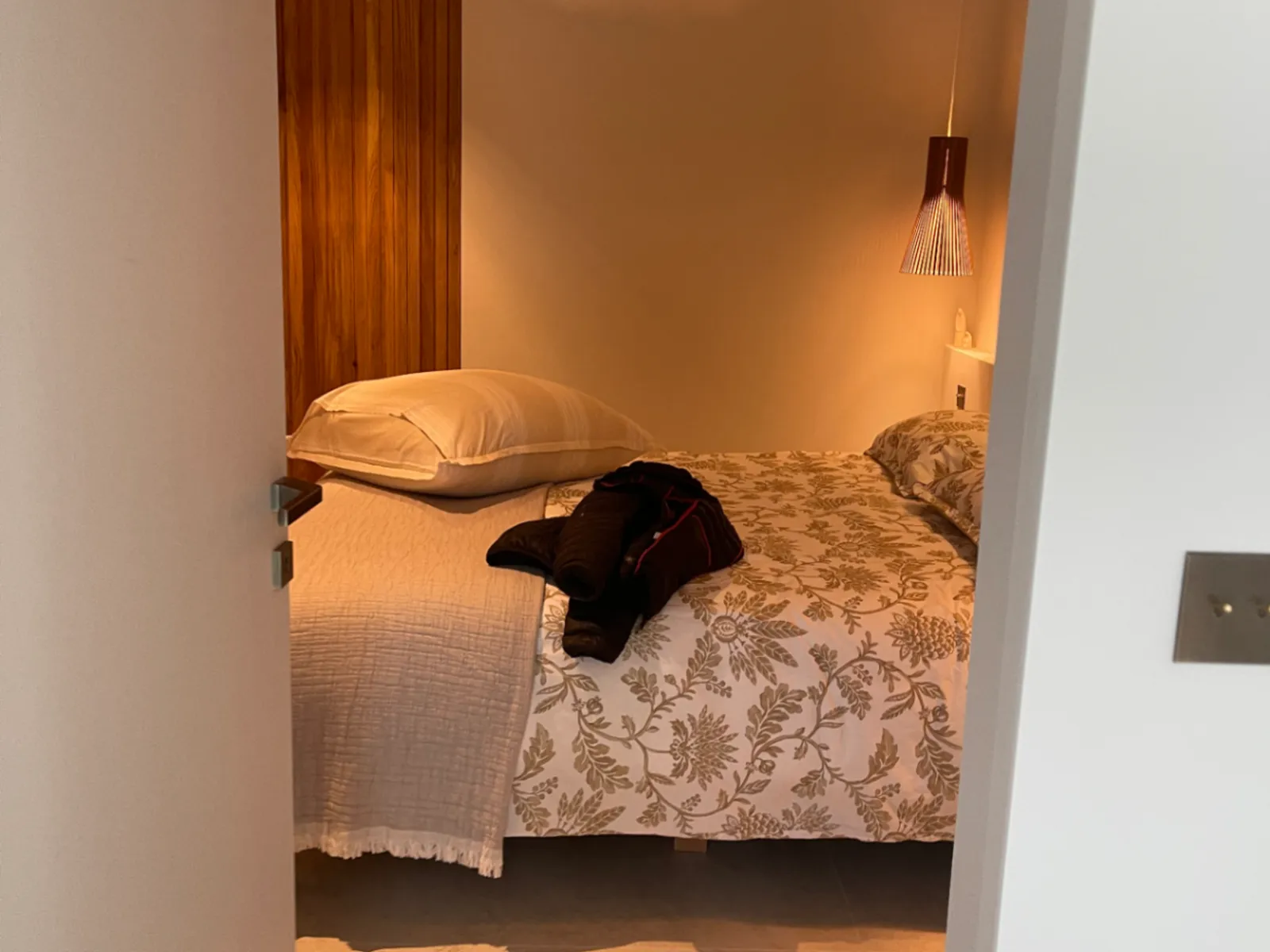 Éclairage d'ambiance — chambre